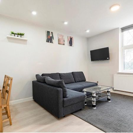 Luxury Flat In Moseley With Free Parking Apartment เบอร์มิงแฮม ภายนอก รูปภาพ