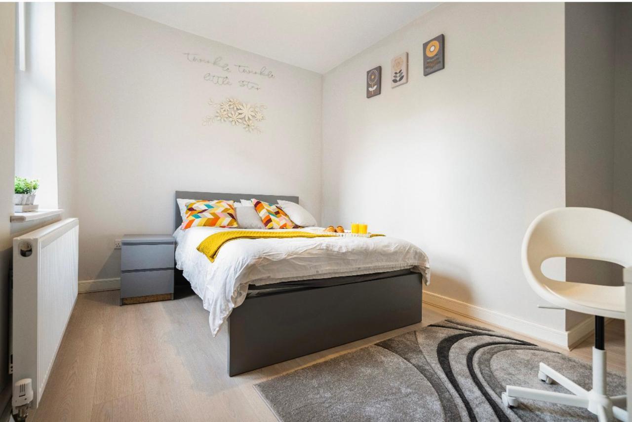 Luxury Flat In Moseley With Free Parking Apartment เบอร์มิงแฮม ภายนอก รูปภาพ
